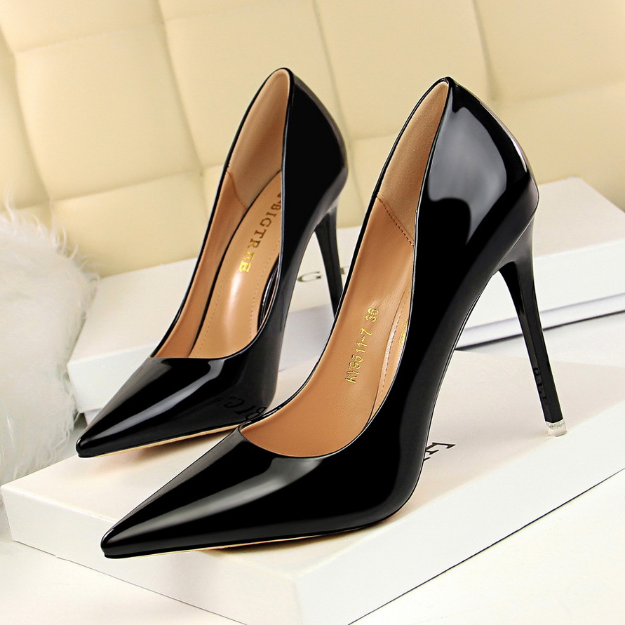 Women Fashion Metal Heels Pumps Nightclub Sexy High Heels Shoes on Luulla